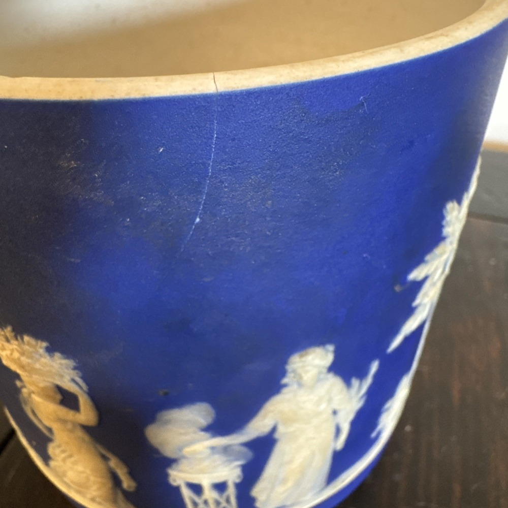 Wedgwood JASPERWARE Blue on Cream 7 1/2" Candy Jar w/Lid Acorn Finial SEE DESCRI - Picture 13 of 14